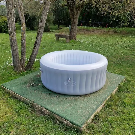 Country House With Pool טרנובה ברצ'וליני